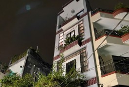 Bán nhà hàng hót ngay chợ Bàn Cờ Quận 3 - 4 tầng 29m2  - mặt tiền hẻm xe hơi 7m2 . Hẻm 242 Nguyễn Thiện Thuật .