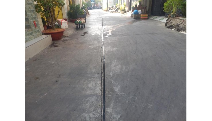 Bán Nhà Hẻm Nhựa 6m Thông Minh Phụng, Phường 6, Quận 6. DT 39m2 x 2 tầng ( 3.5 x 11 ).
Gía 5.67 tỷ TL