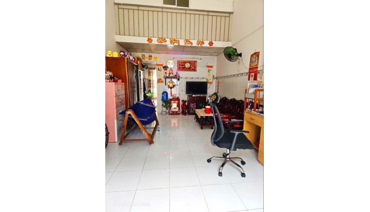 Bán Nhà Mới Tên Lửa (số 4), An Lạc A, Bình Tân. DT 50m2 x 2 tầng (4 x 13).
Giá 4.6 tỷ TL.