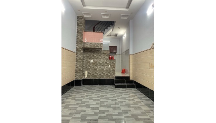 Nhà Mới Hẻm Xe Tải Thông,Ngang Bề Thế 5.5m Lò Gốm, Phường 8, Quận 6.
DT 66m2 x 2 tầng . Giá 7.1 tỷ TL.