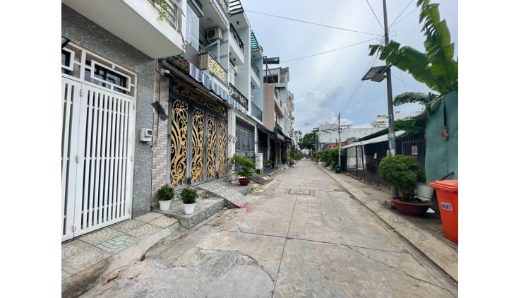 Nhà Mới Đẹp HXH Thông An Dương Vương,An Lạc, Bình Tân. DT 66m2 x 4 tầng .
Giá 6.19 tỷ TL.