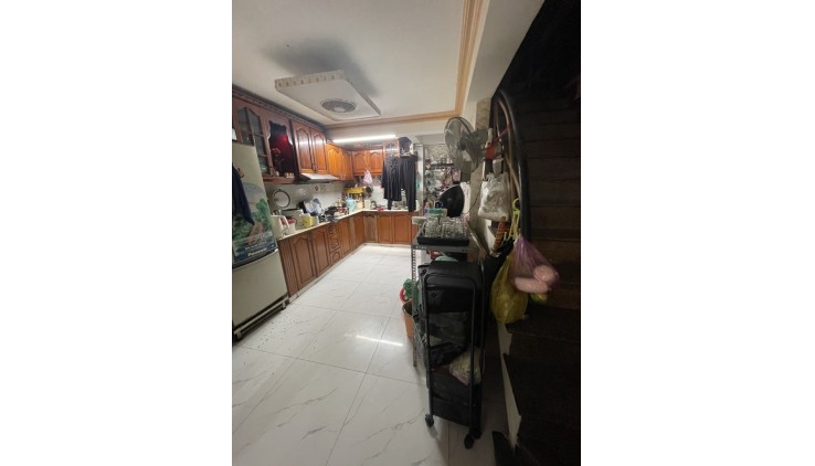 Bán Nhà Vip Bình Phú, Mặt Tiền CXPL D,Phường 10, Quận 6. DT 64m2 x 5 tầng (4 x 16). Giá 9.8 tỷ TL.