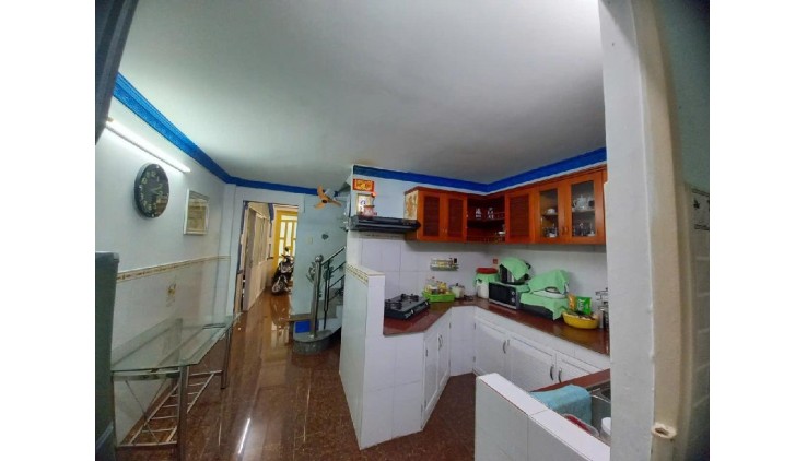 Nhà Mới Đẹp Hẻm Thông Kinh Dương Vương,An Lạc,Bình Tân. DT 57m2 x 3 tầng 
Giá 5  tỷ TL.