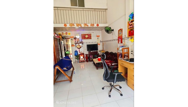 Bán Nhà Mới Tên Lửa (số 4), An Lạc A, Bình Tân. DT 50m2 x 2 tầng (4 x 13).
Giá 4.6 tỷ TL.