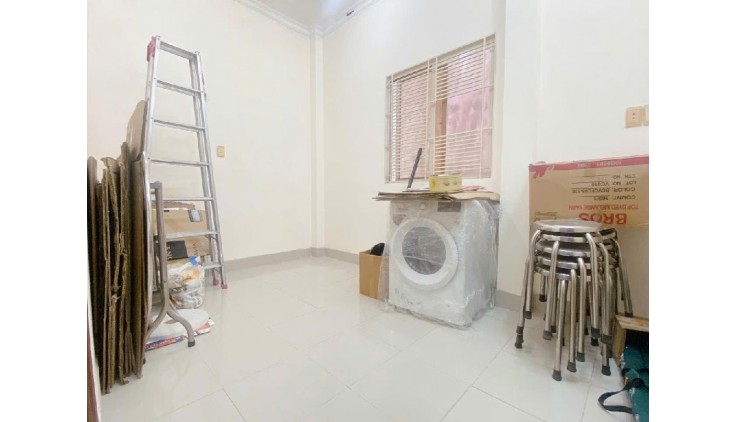 Nhà Mới Hẻm Xe Tải Thông,Ngang Bề Thế 5.5m Lò Gốm, Phường 8, Quận 6.
DT 66m2 x 2 tầng . Giá 7.1 tỷ TL.