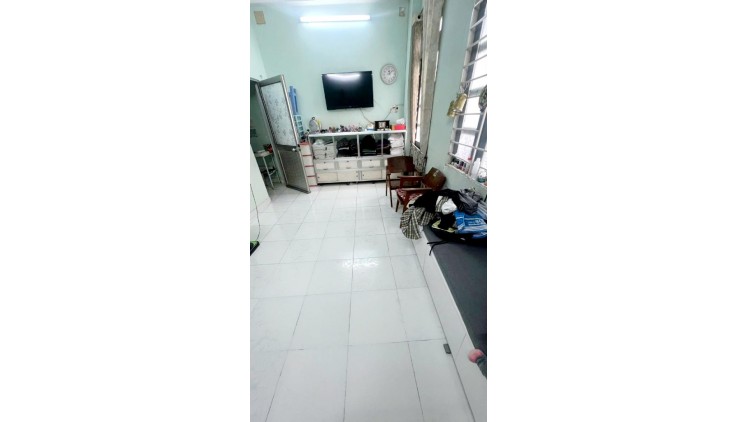 Nhà Ngang Hiếm 5m, Hẻm xe tải An Dương Vương, Phường An Lạc, Quận Bình Tân.DT 70m2 x 3 tầng . Giá 6.2 Tỷ TL.