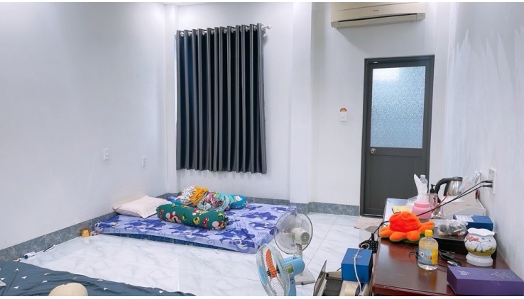 Bán Nhà Mới Đẹp,HXH Thông An Dương Vương,An Lạc, Bình Tân.DT 76m2 x 3 tầng .
Giá 7.29 tỷ TL.