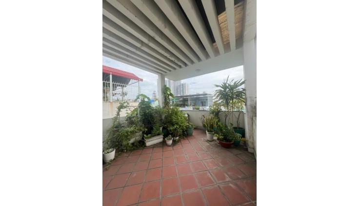 Nhà Mới Đẹp Mặt Tiền View Công Viên Đường 57, Phường 10, Quận 6.
DT 64m2 x 4 tầng . Giá 9.68 tỷ TL.