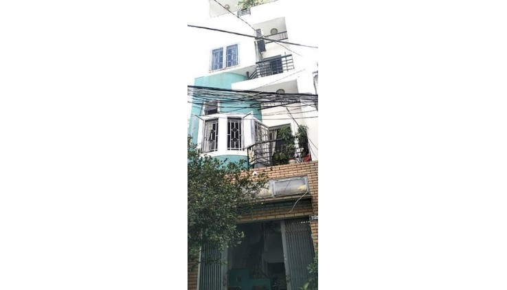 Bán nhà chính chủ 1 trệt + 2,5 lầu. đường Hoàng Diệu, P 10, Q Phú Nhuận, TPHCM