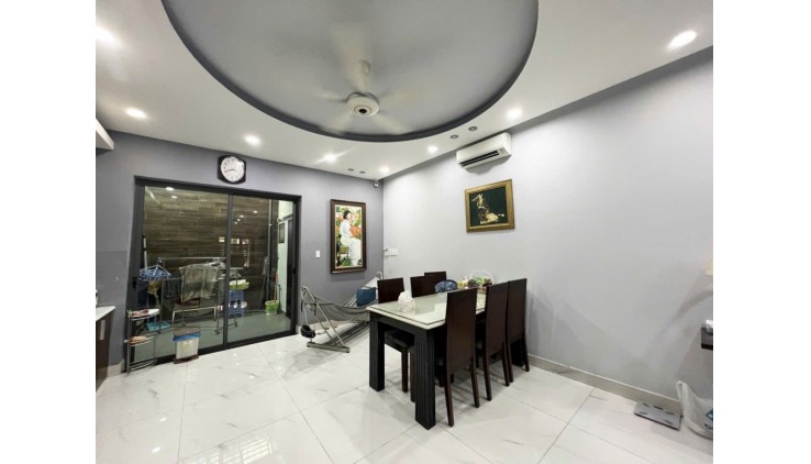 Nhà mặt tiền NGỘP 102m2 Lê Văn Thọ ngang 5.1m 4 lầu KD đa ngành gần CV 12 tỷ.