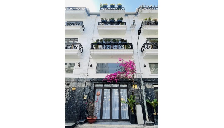 Giảm ngay 1 tỷ căn nhà đẹp 4 tầng, gần Cao đẳng Điện Lực, đường 8m thông, Sổ hồng hoàn công
