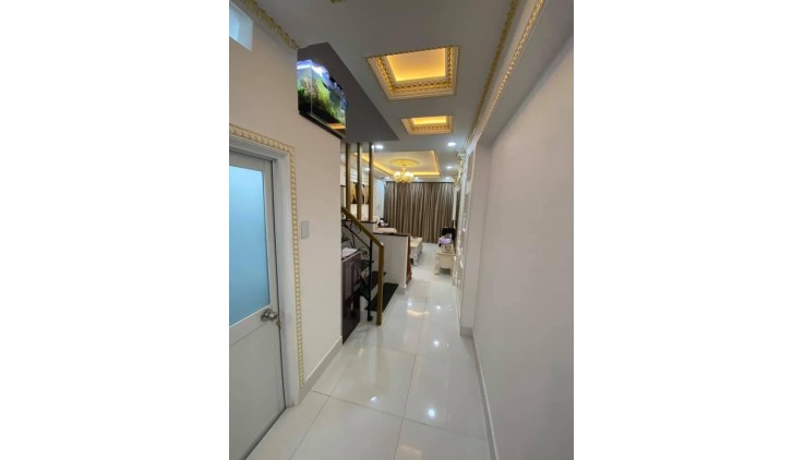 Giảm 400tr, nhà PHAN XÍCH LONG, 4PN, 50m2, 7.15 tỷ.