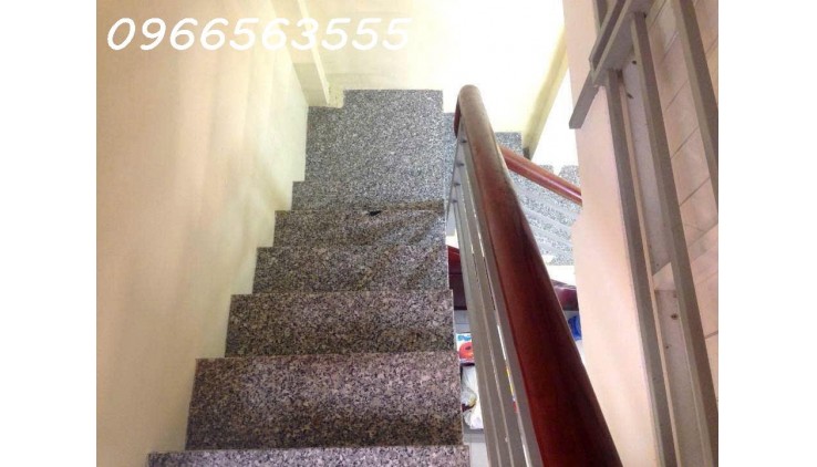 Quận 4 - Tôn đản - Phường 14 , Ngang 4 m - 2 tầng - giá bán 3 tỷ tl
