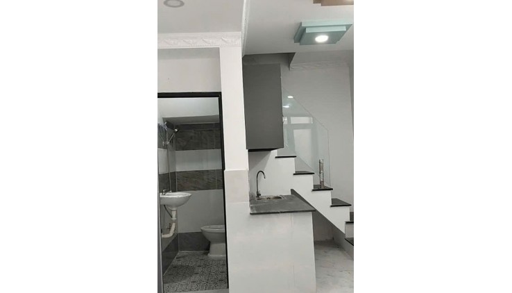 NHÀ ĐẸP - GIÁ Tốt - Vị Trí Đắc Địa Tại : Huỳnh Tấn Phát  - Phú Thuận - Quận 7- Hồ Chí Minh