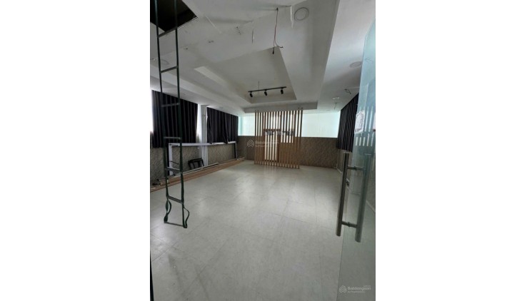 Bán nhà mặt tiền 797-799 dt 120m2 1 trệt 5 lầu đường Huỳnh Tấn Phát, Phường Phú Thuận, Quận 7
