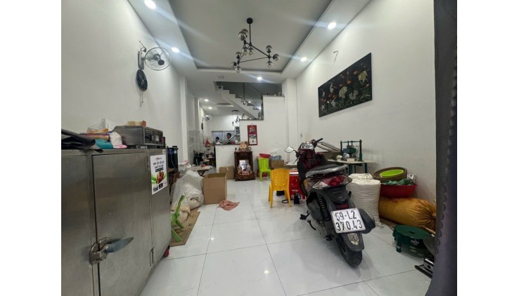 Bán nhà Nguyễn Thị Tần, Quận 8, 59m2, 4 tầng, ngang 4.1m, chỉ 7 tỷ