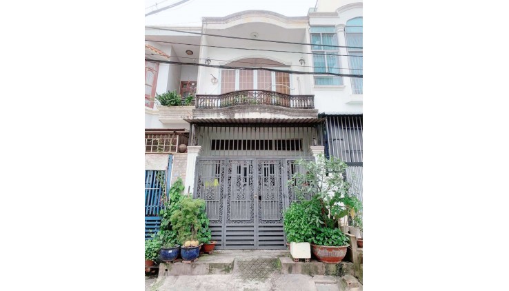 Bán nhà sát mt Nguyễn Ảnh Thủ-Q12 ,đường 8m, 56m2-2tang ngay Ngã 3 Đông Quang ,4 tỷ nhỉnh 0932030061