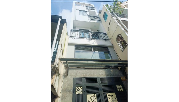 *Nhỉnh 9Tỷ Bán Nhà Đẹp Nguyễn Trãi  3Tầng CN 41m-3PN Sổ Vuông Đẹp, Hoàn Công Đủ