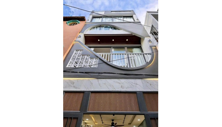 +++ Bán Nhà Mới Đẹp 4 Tầng Vào Ở Ngay-Full Nội Thất (4X10) Hẻm Lý Thái Tổ Quận 10