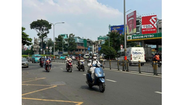 **Vip Quận 10-Mặt Tiền Thụt Ôtô Ngủ Nhà Lê Hồng Phong 2Tầng (4x10.5)
Nhỉnh 8Tỷ
