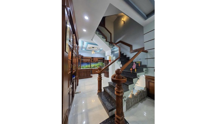 ***NHÀ ĐẸP-GIÁ RẺ,HẺM Ôtô Đổ Cửa,Hồ Thị Kỷ 5Tầng 3.8X13 Nở Hậu 6.9m
CHỈ 10.7 TỶ