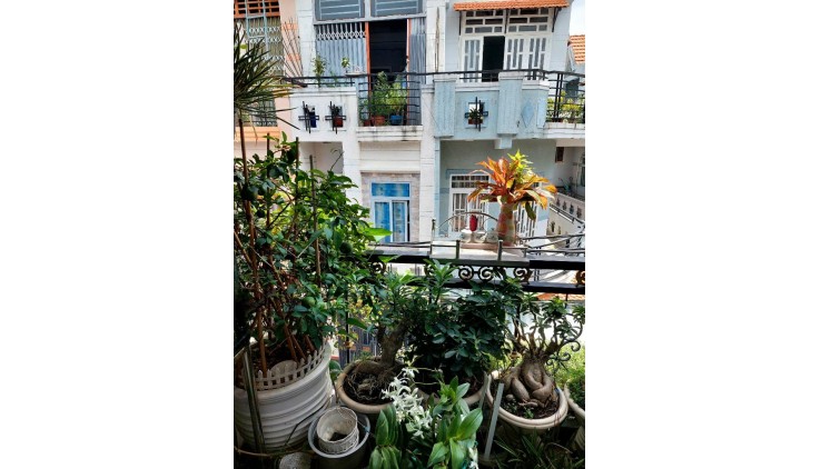 BÁN NHÀ QUẬN 8 - MTKD + 6 PHÒNG CHO THUÊ - 3 TẦNG - 75M2 - HXH 6M - DOANH THU 23TR/THÁNG - NHỈNH 6TY TL