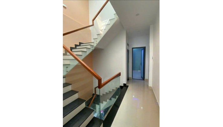 NHÀ CHÍNH CHỦ - GIÁ TỐT - Vị Trí Đẹp Tại Đường số 21 Phường 8 Gò Vấp, TPHCM