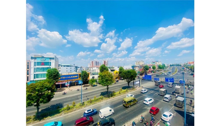 Cần bán nhà Mặt Tiền TRƯỜNG CHINH, QUẬN 12 – Ngay Cầu Tham Lương.