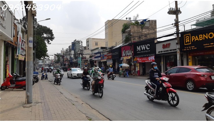 Cho thuê mặt bằng 180m2 mặt tiền đường Võ Văn Ngân - Linh Chiểu