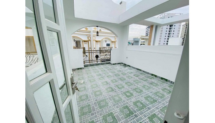 TRUNG TÂM BÌNH THẠNH _ KHU PHÂN LÔ 5 TẦNG _ 60M2 _ NHỈNH 8 TỶ