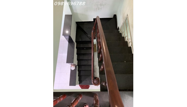 Ngân hàng thanh lý nợ tài sản giúp chủ Nhà Mặt tiền khu Tân kỳ Tân Quý kết cấu đẹp định giá 6 tỉ nay bán gấp chỉ 5 tỉ