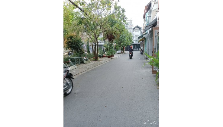 Vợ bạn chủ bỏ nhà đi, chủ bángấp nhà HXH GòDầu, Q.TPhú 60m2 3T chỉ 6tỷxx