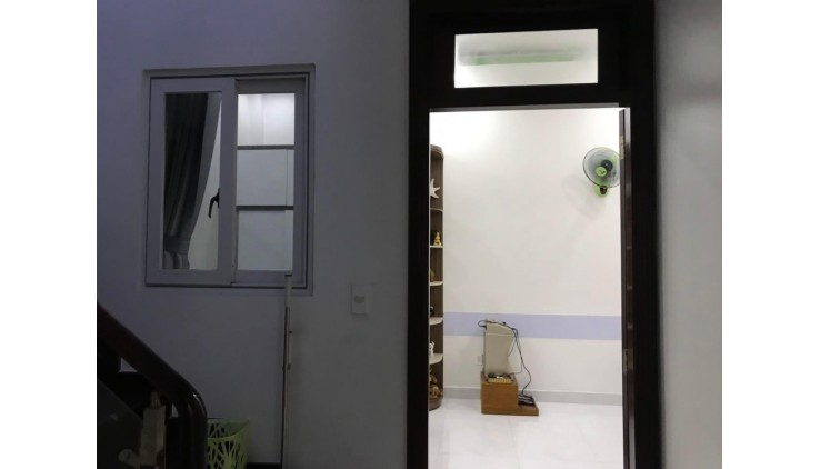 Bán nhà HXT gầntrường C3 TânBình,Q.TP 8x16m2 3L chỉ 16 tỷx chính chủ ~20 năm