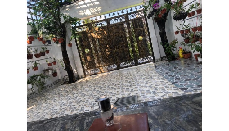 BÁN BIỆT THỰ THẠNH XUÂN ĐƯỜNG 8M, HƠN 135M2 (7x20) NỞ HẬU - THIẾT KẾ ĐẸP, NỘI THẤT SANG XỊN - CHỦ GẤP BÁN ĐỊNH CƯ.
