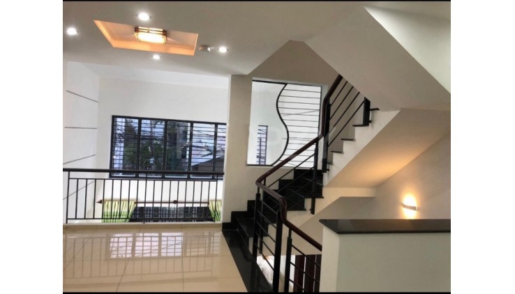 Bán nhà Cống Lỡ - Tân Bình 66m2 ngang 5,1M - 5 tầng -  6,5 tỷ
