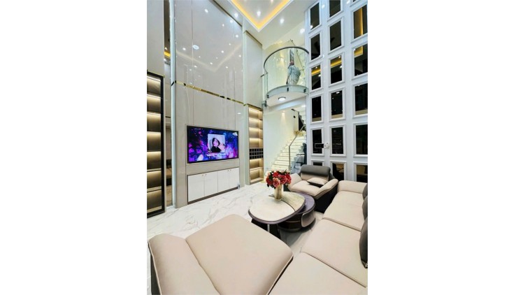 TK Cực Đẹp, Hiện Đại nhất 2024 – 6 Tầng Thang Máy, Phòng Karaoke 5*, Phòng Xông Hơi – chỉ 12 Tỷ