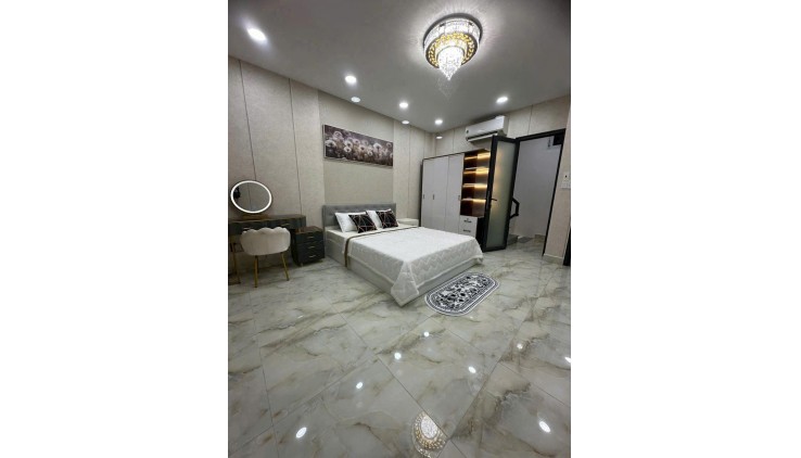 *** HÀNG HIẾM **Bán Nhà Mặt Tiền SỰ VẠN HẠNH - P.12, Quận 10.4.5X16-4Tầng Nhỉnh 36Tỷ