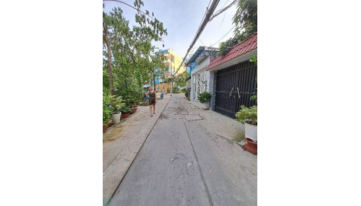 Nhà HXH Thông Kinh Dương Vương,An Lạc,Bình Tân. DT 82m2 x 2 tầng
Giá 5 tỷ TL.