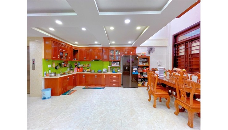 Nhà Mặt Tiền Phường 16, Gò Vấp. Dt 6x15m, 5 Tầng Thang Máy, chỉ 13.5 tỷ