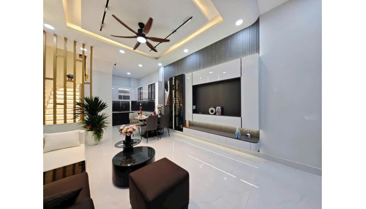 +++ Bán Nhà Mới Đẹp 4 Tầng Vào Ở Ngay-Full Nội Thất (4X10) Hẻm Lý Thái Tổ Quận 10