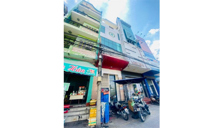 Cần bán nhà Mặt Tiền TRƯỜNG CHINH, QUẬN 12 – Ngay Cầu Tham Lương.