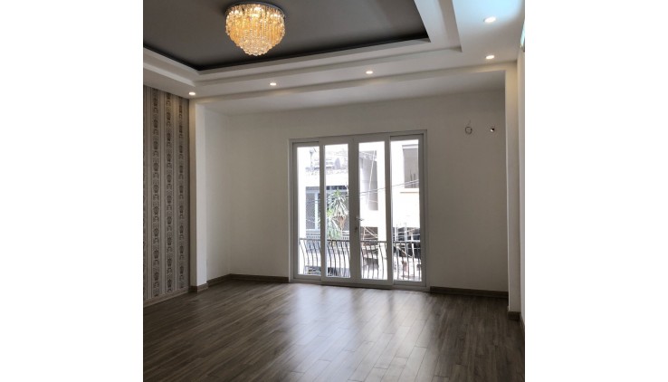 Bán Nhà MẶT TIỀN KD đường Huyền Quang,Q.1,DT:4mx15m,KC:3 lầu,Giá:17,6 tỷ