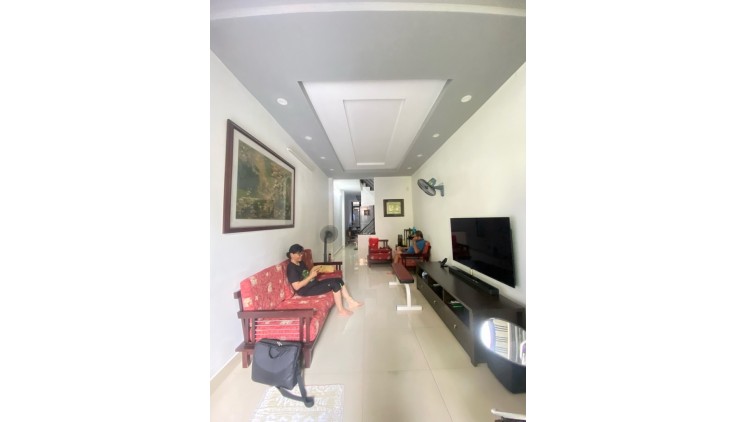 GIA ĐÌNH ĐI MỸ ĐỂ LẠI EM 4 TẦNG 75M2-6PN-HXH NHỰA-KHU VIP-P11-BÌNH THẠNH-CHỈ 10 TỶ
