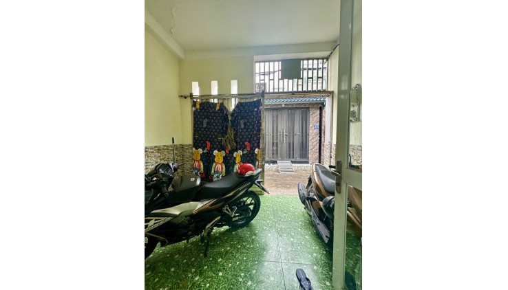 BÁN GẤP nhà đẹp trệt 1 lầu Đông Hưng Thuận 26, 57m2 SHR chỉ 4.1 tỉ. Đặc biệt chủ xây 1 hồ cá sau nhà cực chill