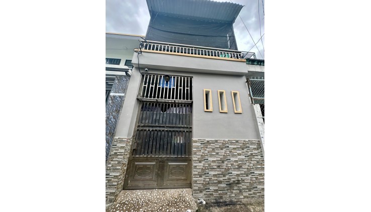 BÁN GẤP nhà đẹp trệt 1 lầu Đông Hưng Thuận 26, 57m2 SHR chỉ 4.1 tỉ. Đặc biệt chủ xây 1 hồ cá sau nhà cực chill