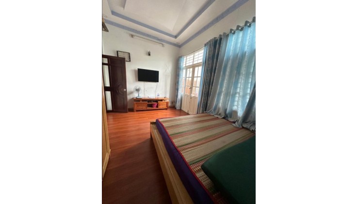 Bán Nhà 2 Tầng HXH, 90m² (5x18m), Giá nhỉnh 5 Tỷ, Sổ Vuông Đẹp, Hoàn Công Đầy Đủ - Kế KĐT Vạn Phúc