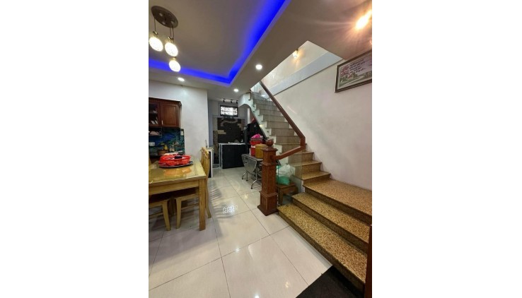 Bán Nhà 2 Tầng HXH, 90m² (5x18m), Giá nhỉnh 5 Tỷ, Sổ Vuông Đẹp, Hoàn Công Đầy Đủ - Kế KĐT Vạn Phúc