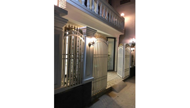 Bán nhà Tô Ngọc Vân P.Linh Đông Tp.Thủ Đức DT 99m2(6x16m 2 tầng) Hiếm chỉ 4.1Tỷ.