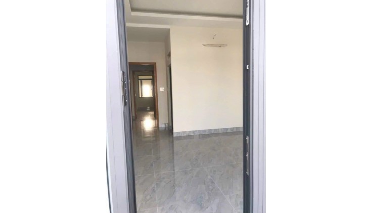 RA NHANH NHÀ VIP PHAN VĂN HỚN Q12 - 5 TẦNG - NHỈNH 8 TỶ TL - Ô TÔ NGỦ TRONG NHÀ-SHR