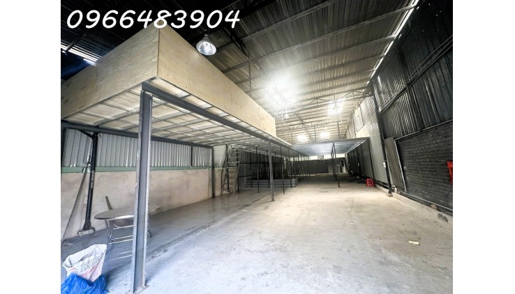 Cho thuê tòa nhà 1T4L 1300m2 mặt tiền đường 8 - Linh Trung